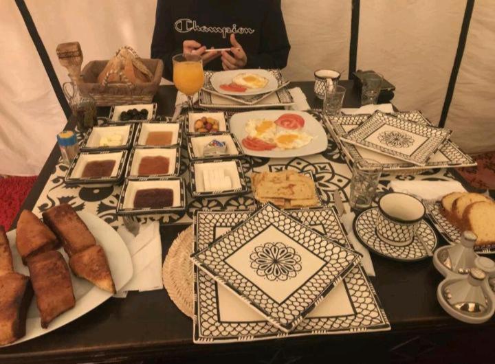 Merzouga Luxury Camp Экстерьер фото