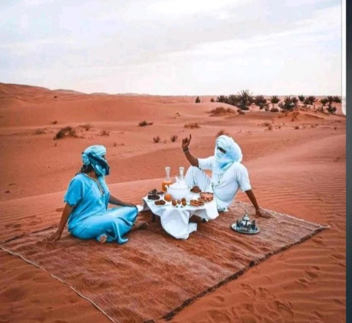 Merzouga Luxury Camp Экстерьер фото