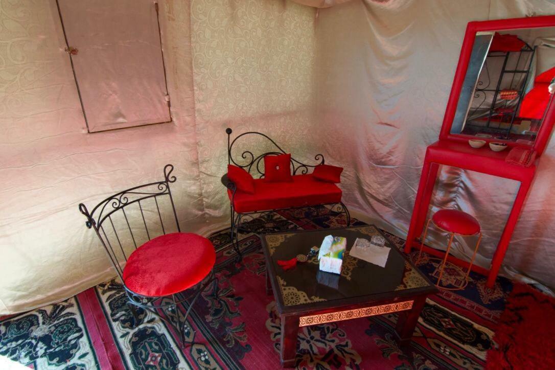 Merzouga Luxury Camp Экстерьер фото